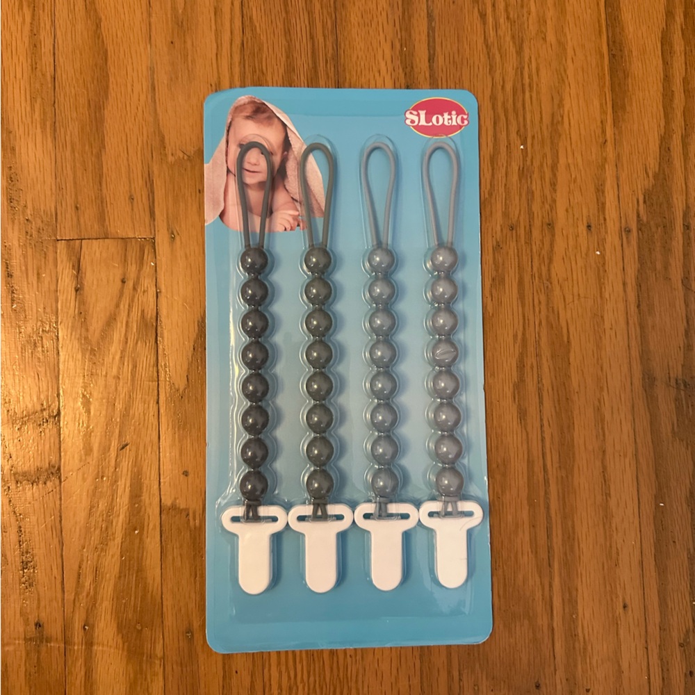 Pack of 4 pacifier clips